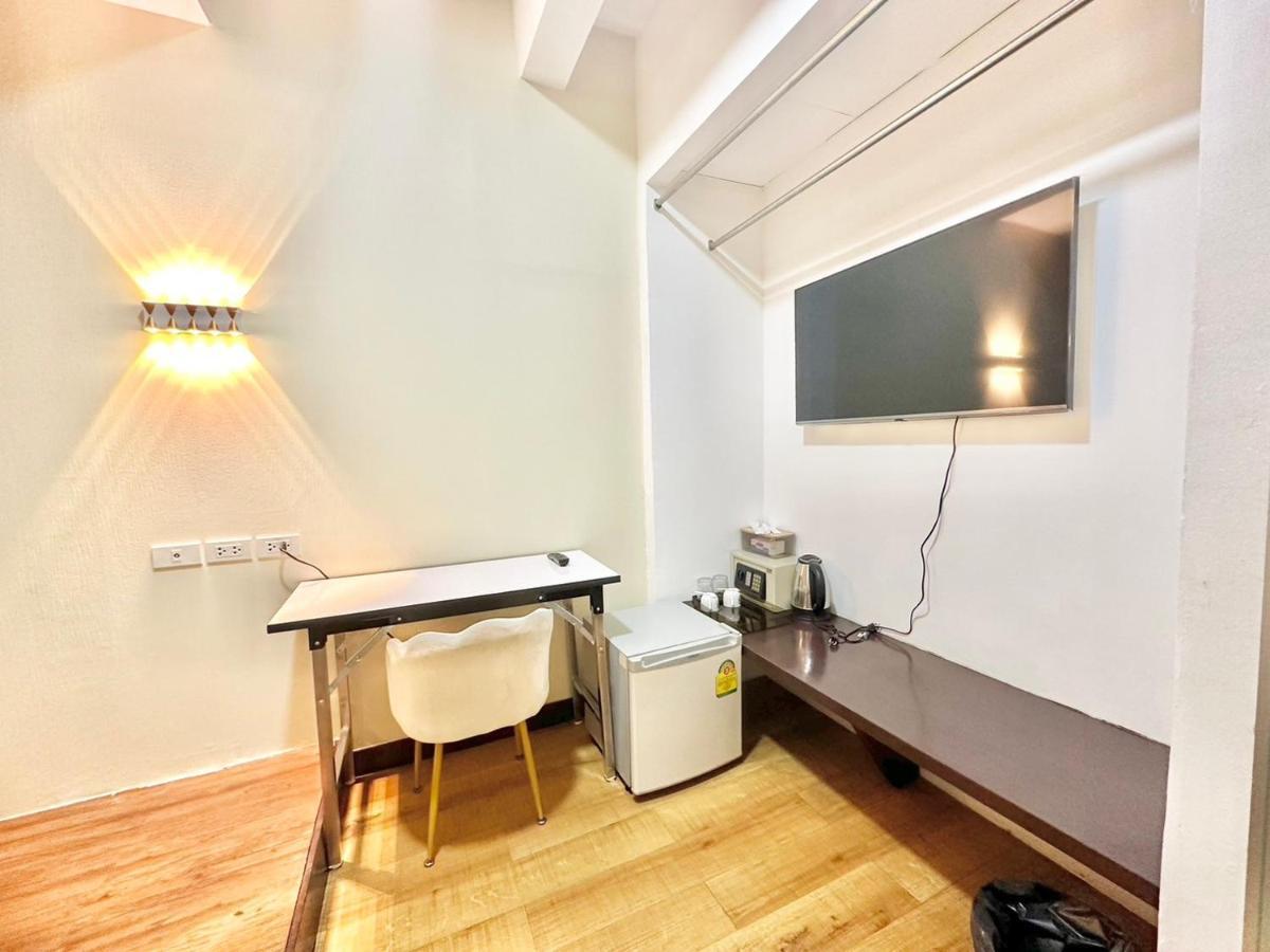 Abc So Hotel Бангкок Екстер'єр фото